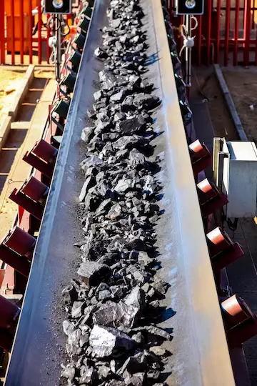 Common material flow problems in coal mining